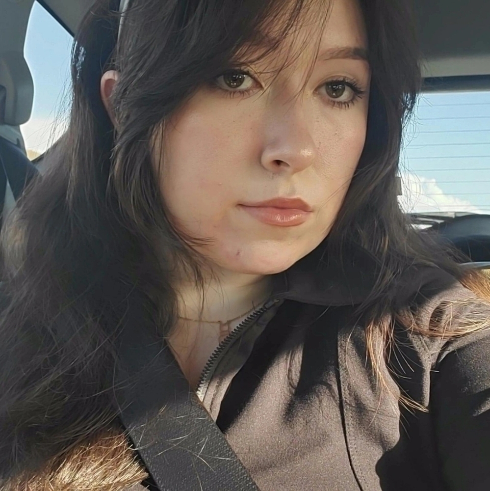 Meet your Posher, Marina